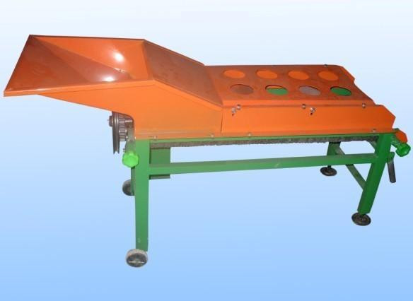 Structure improvement and performance test of sweet corn peeling machine
